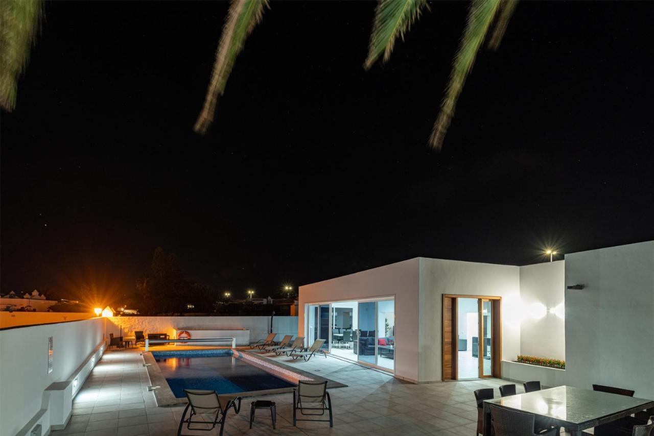 Villa Rossa - Villas Now - Lh215 By Villas Now Ltd Playa Blanca  Exteriör bild