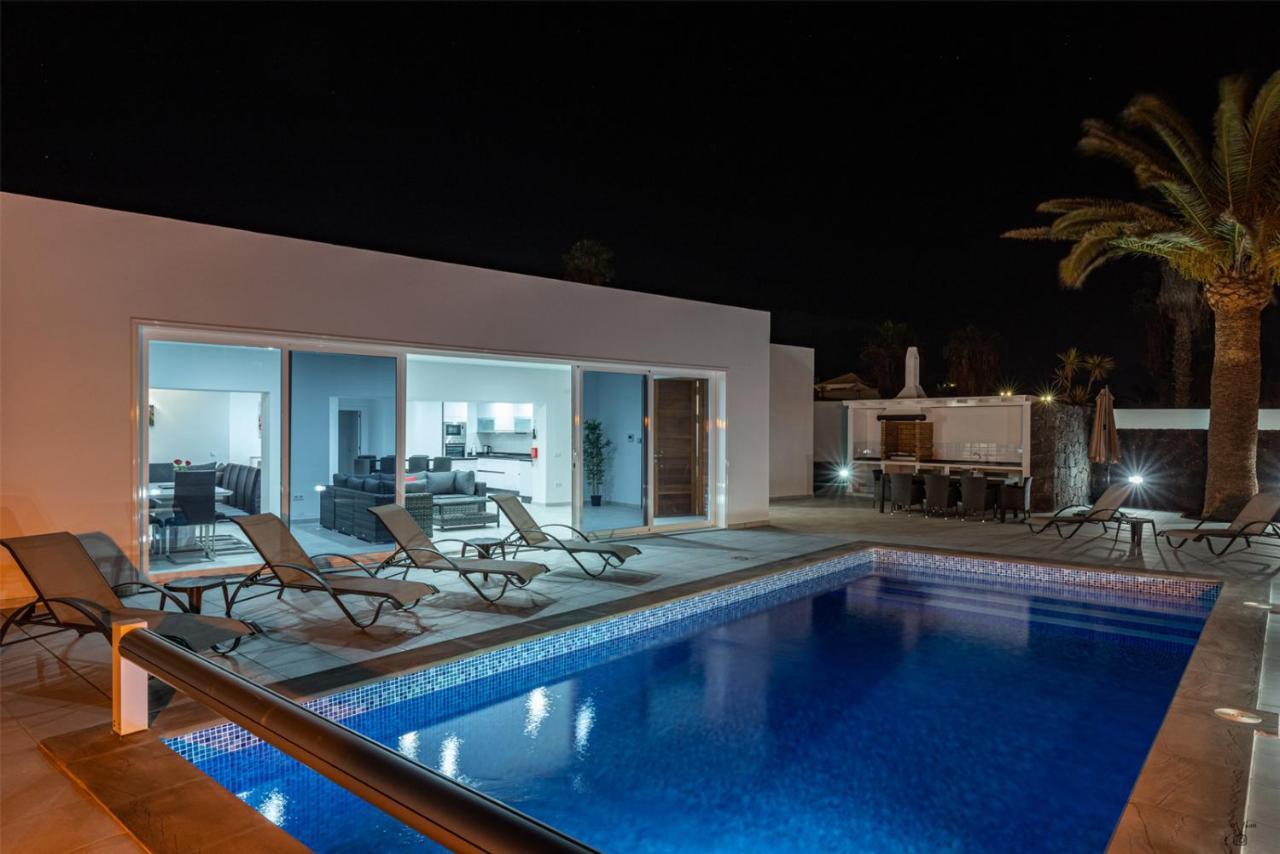Villa Rossa - Villas Now - Lh215 By Villas Now Ltd Playa Blanca  Exteriör bild